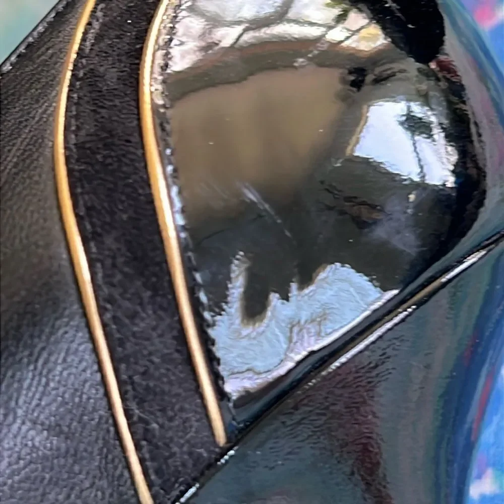 Salvatore Ferragamo Mixed Leather Heels - 9B